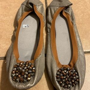 Women’s ballet flats size 9